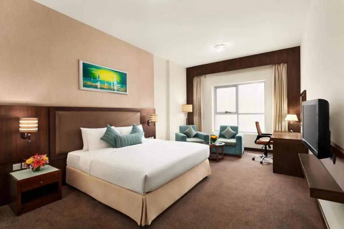 Deluxe Hotel Room contacts